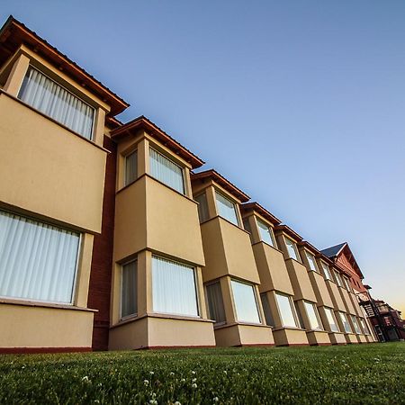 Antu Malal Hotel Plaza Huincul Exterior foto